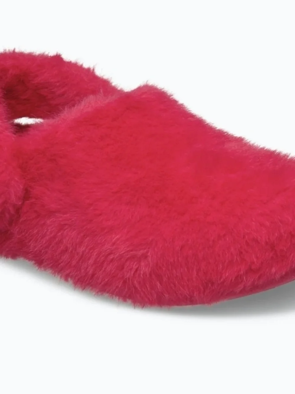 CROCS Adult Fuzzy Slip-On Warmers in Bright Pink